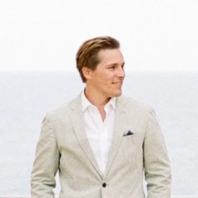 Mike Larson profile