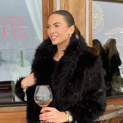 M I L E N A profile