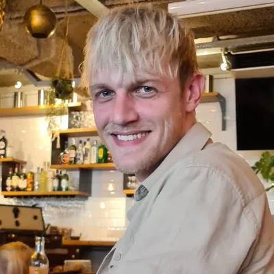 Milan Knol profile