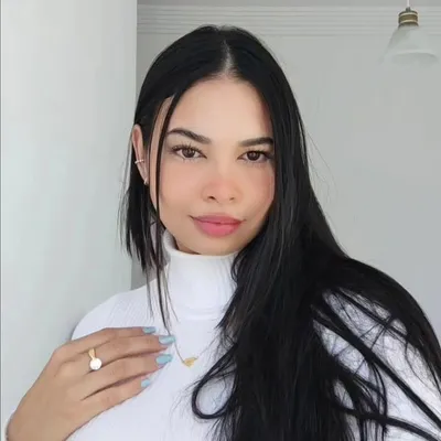 Milena Bezerra profile
