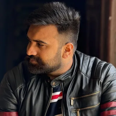 Milind Kwatra profile