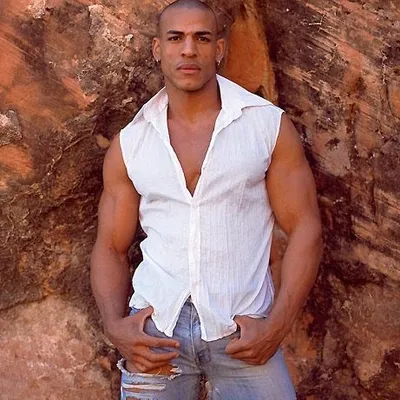 Alex Castro profile