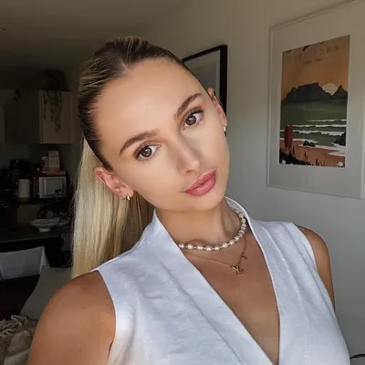 M I L L S profile