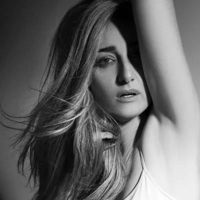 Eleni Milona profile