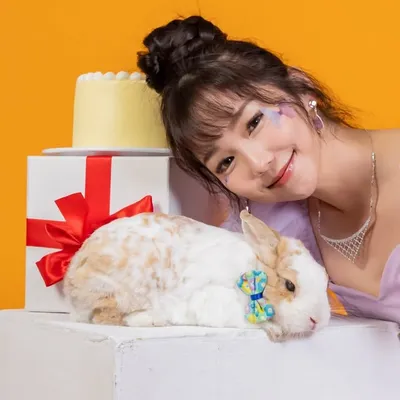 陳蘊予💕金莎Mira 🐰|全方位主持人|演員|ISO 國際認證AI 講師|咪咕嚕公益嘉年華會創辦人 |帶動跳姐姐 |親子|寵物 profile