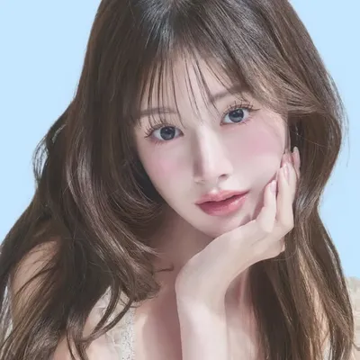 加藤 美南 profile