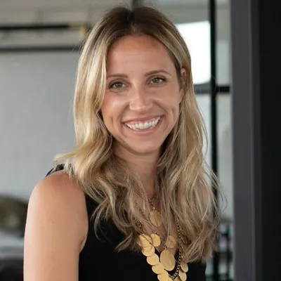 Vienna Pharaon | Marriage & Family Therapist profile