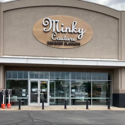 Minky Couture Layton profile