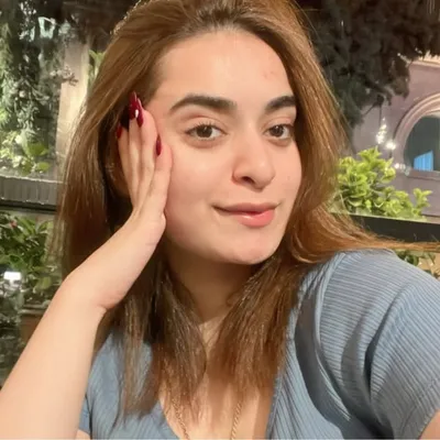 منسا ملک profile