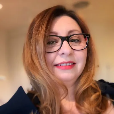 Andra Constantinescu profile