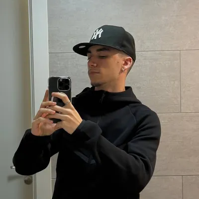 Miquel León🦁 profile