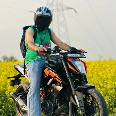 UMAR FAROOQ profile