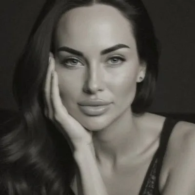 МИРА КУЛИКОВА | Инфлюенсер profile