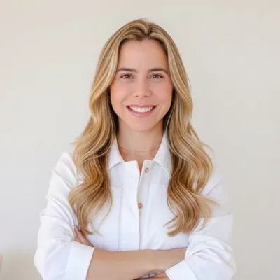 Mirella Freire profile