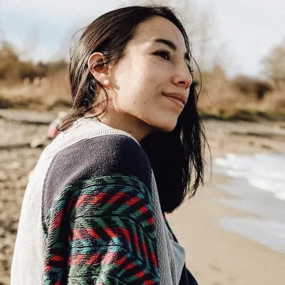 Miri ✨ profile