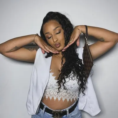 Mirian Caramelo profile