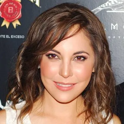 Miri Higareda profile