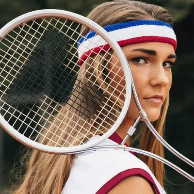 MIRJAM SHAPOVALOVA profile