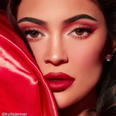 Fashion/Beauty profile