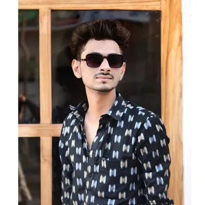 Sultan Mirza profile