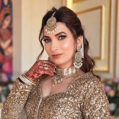 Palak Julka Hundal profile