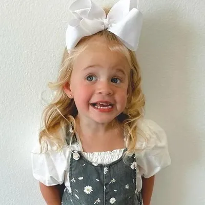 Posie Labrant Updates ๐ profile