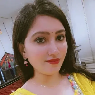 Naina Khatri profile