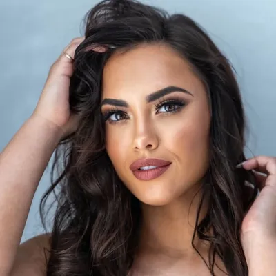 Amber Fields profile