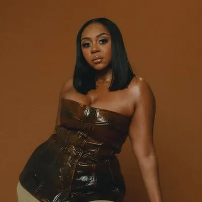 Asia Milia profile