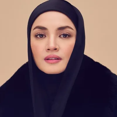 Nur Fazura profile