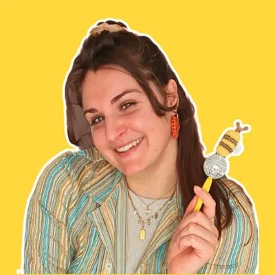 Anne-Catherine 🐝 Coach | Écologie • Éco-anxiété • Équilibre profile