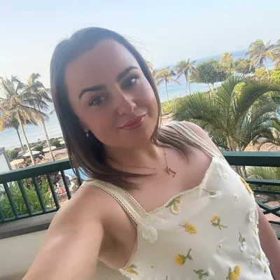 Lauren Allsey✨ profile