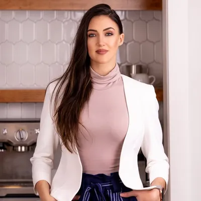 Lauren profile