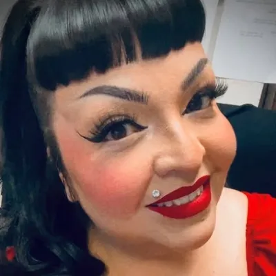 Miss MozzyDee profile