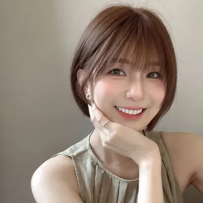 聖 小 柔 profile