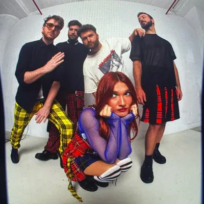 MisterWives profile