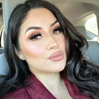 Fiorella Zarate| Jacksonville FL Makeup Artist profile