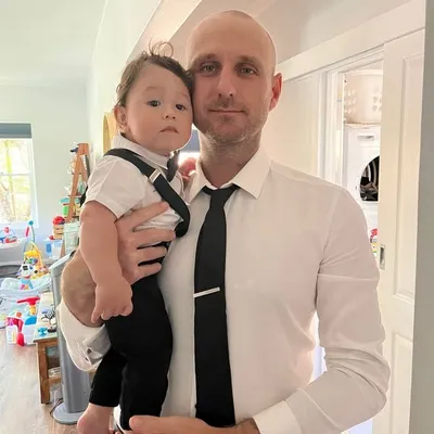 Mitchell Oates profile