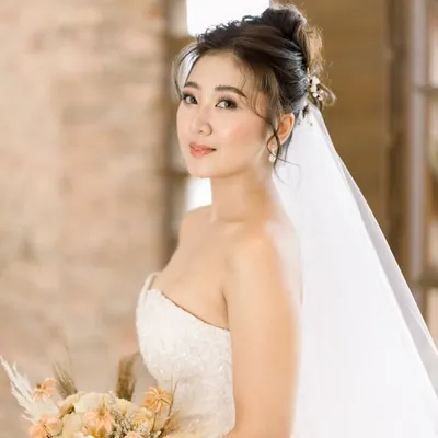 Mitcherm Queenie Chua profile