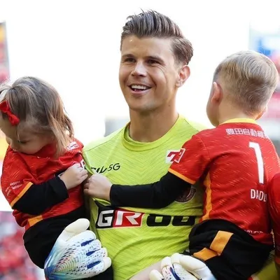 Mitch Langerak profile