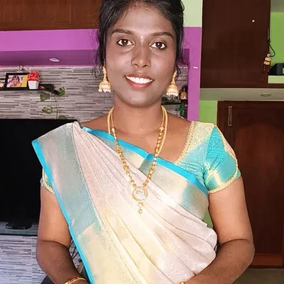Nithya✨ profile