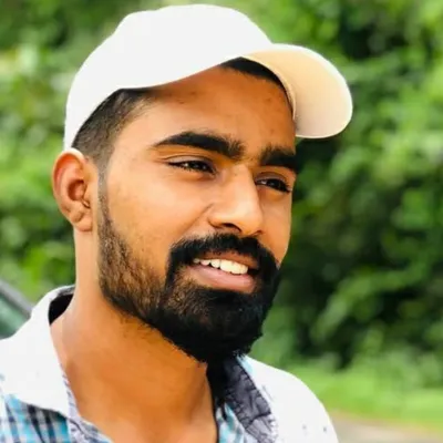 منير profile