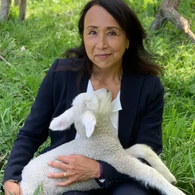 Miyoko Schinner profile