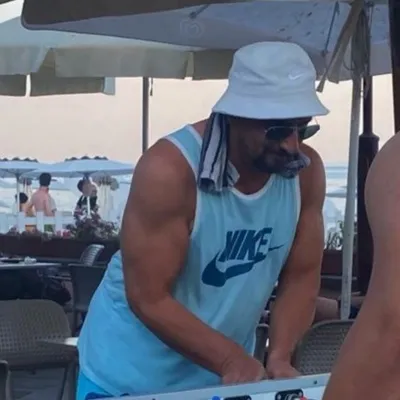 MK photography profile