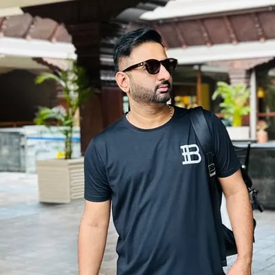 Mahesh Kukreja profile