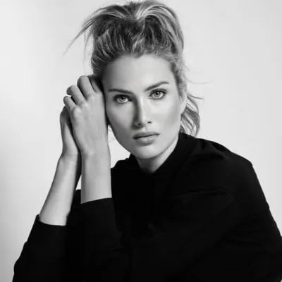 Mireia Lalaguna profile