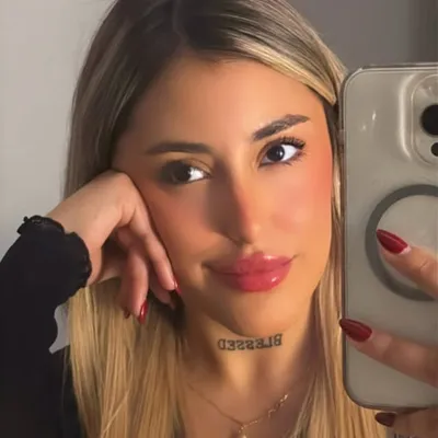Mai Zalazar profile