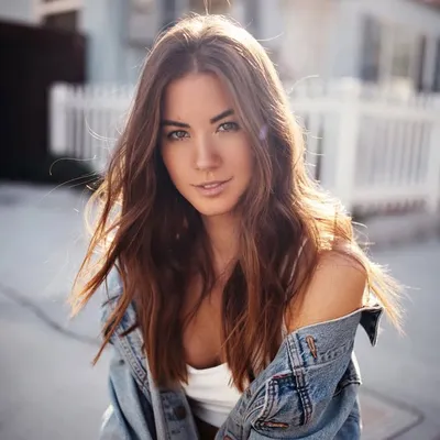 Megan Nakata 中田 profile