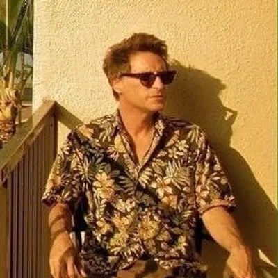 Ken / Modtraveler.net profile