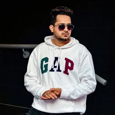 MohsinAli 📍Los Angeles & Dubai profile